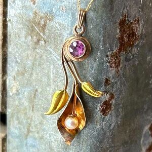 10k Calla Lily Pendant Necklace